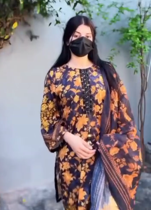 Swiss Lawn Printed Three Piece Suit