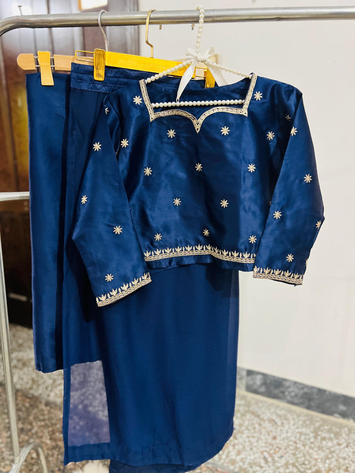 Flawless Fluidity Chiffon Saari