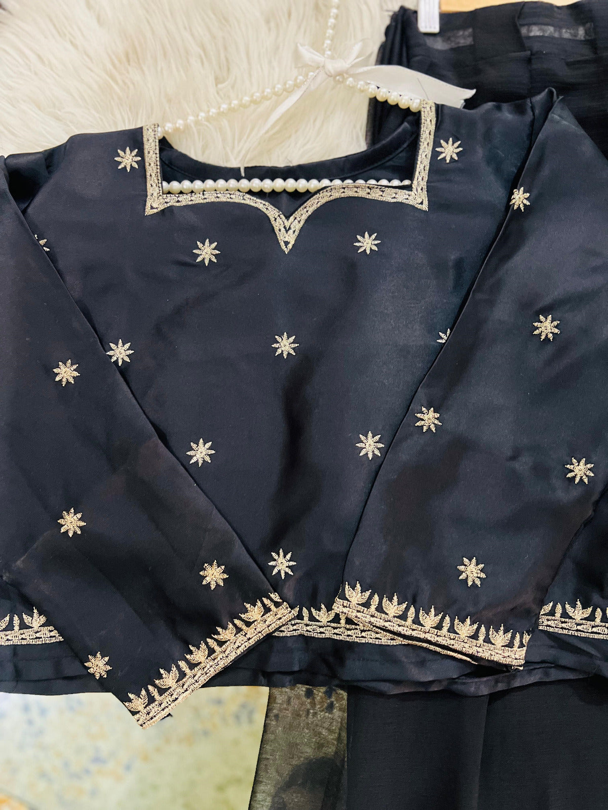 Flawless Fluidity Chiffon Saari