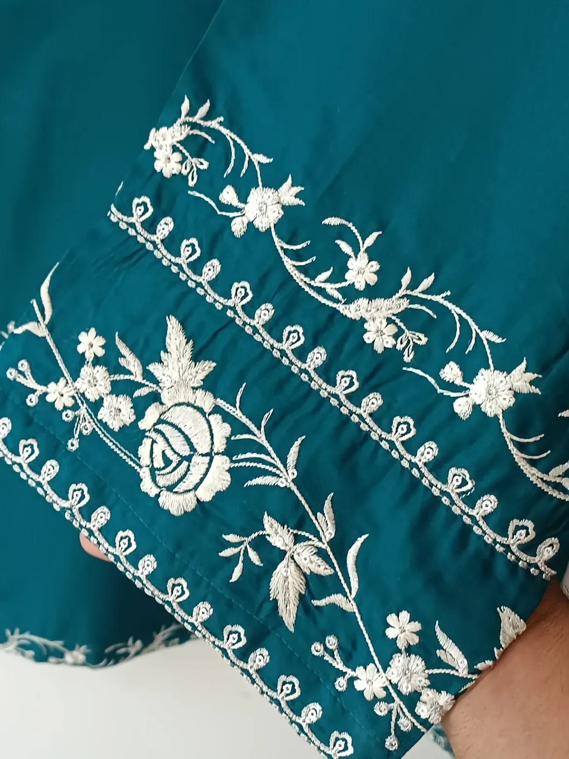 Stun in Teal: Elegant Embroidered 2-Piece Set - Farshi Shalwar