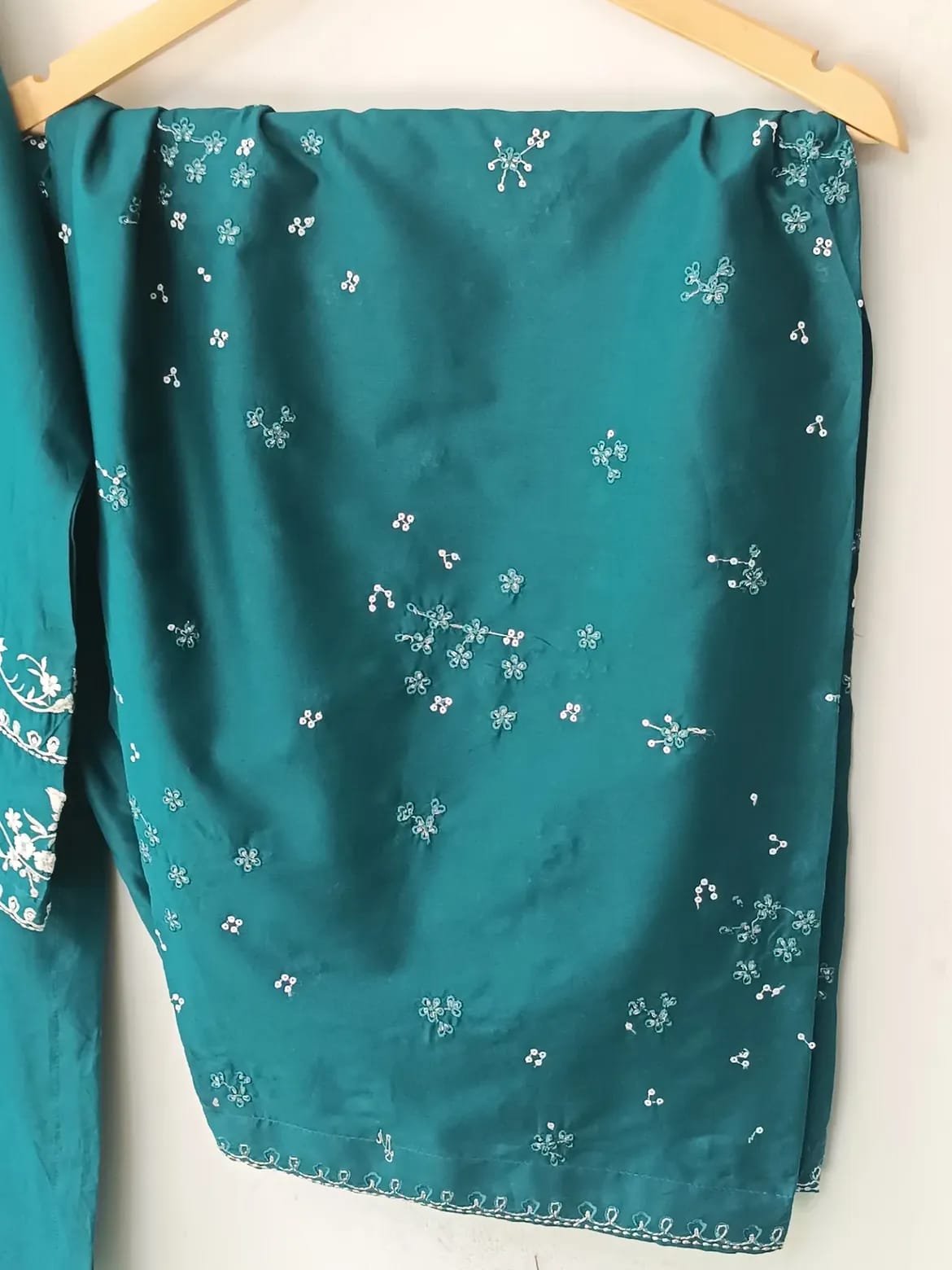Stun in Teal: Elegant Embroidered 2-Piece Set - Farshi Shalwar