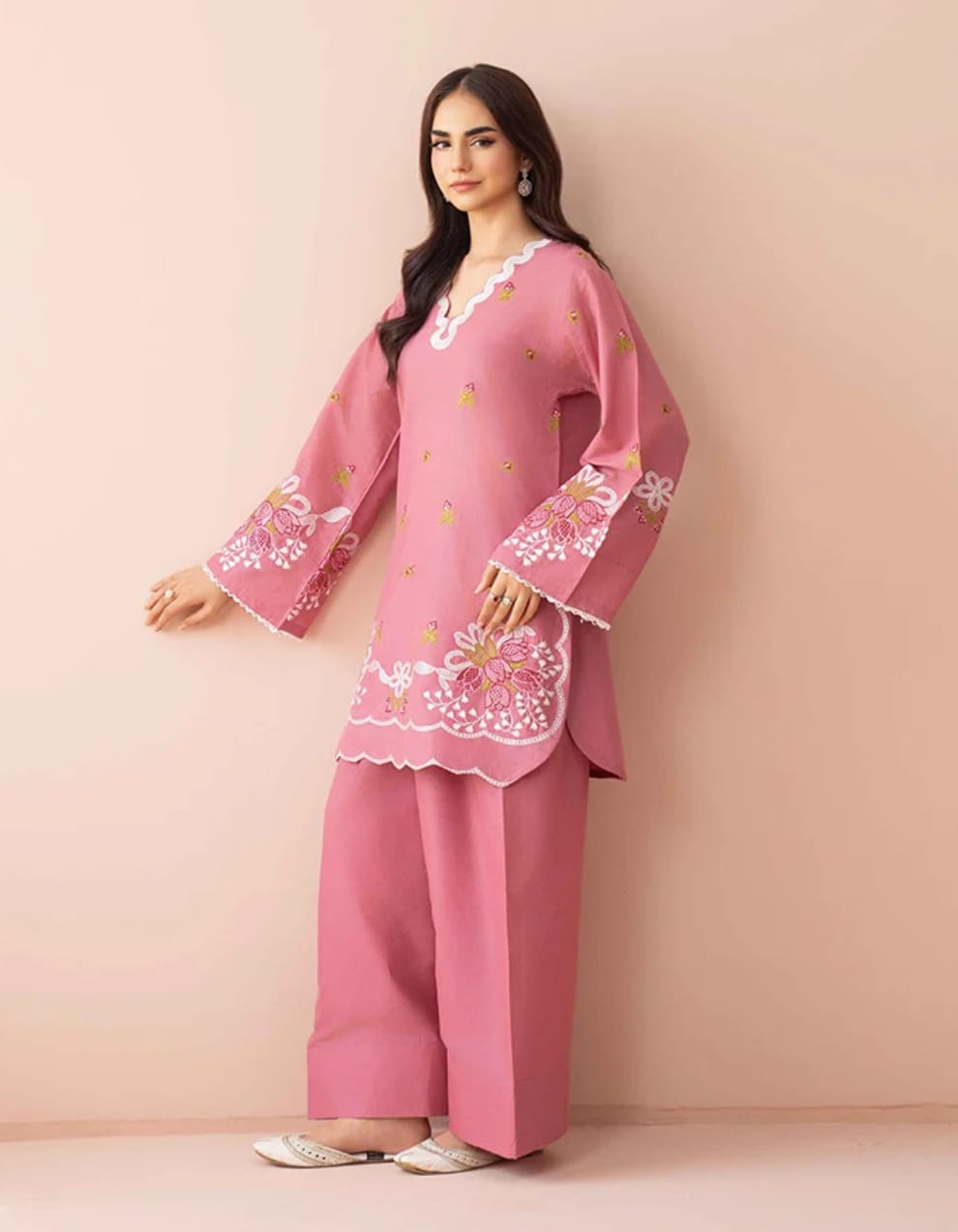 Blush Bloom – Two-Piece Embroidered Soft Cotton Suit Farshi Shalwar