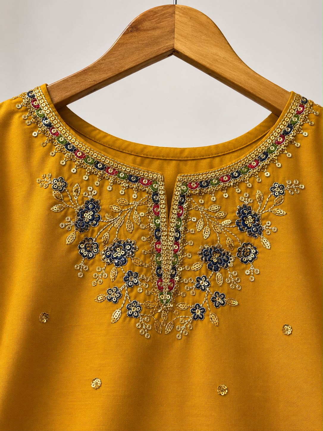 Golden Zest – 2-Piece Detailed Soft Cotton Pret Suit Farshi Shalwar
