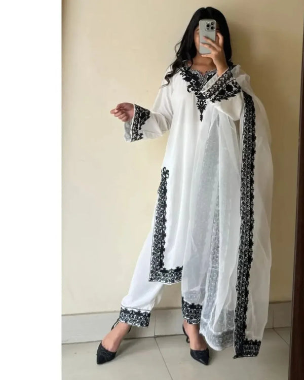 Neck,Sleeves Shirt Border With Four Sided Heavy Embroidery Dupatta