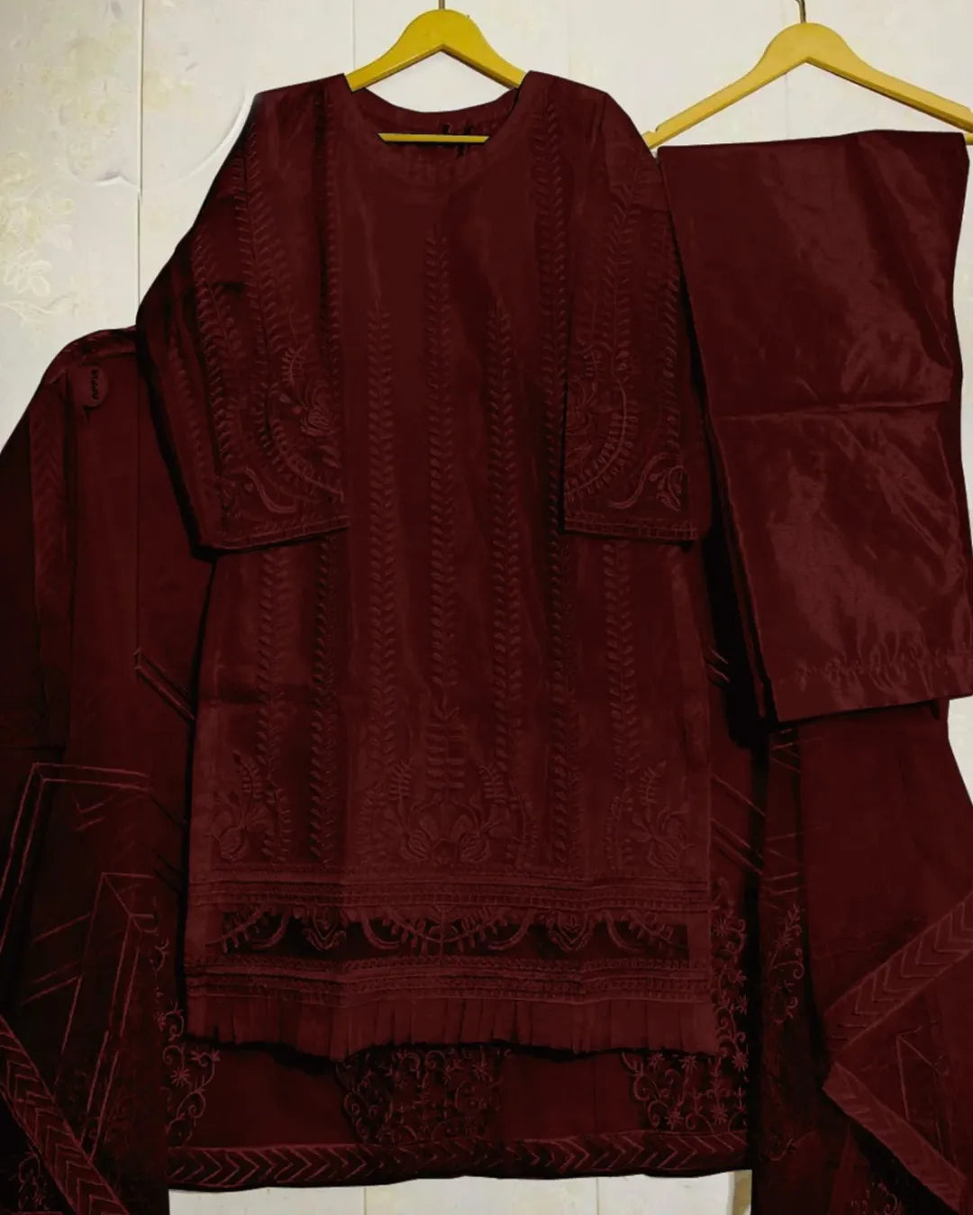 Thread Floral Embroidery Work On Shirt With Embroidered Dupatta